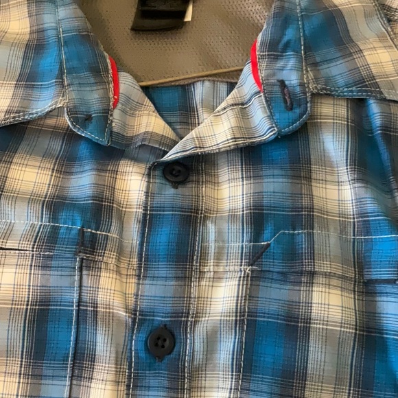 Men’s North Face Shirt - Picture 8 of 11